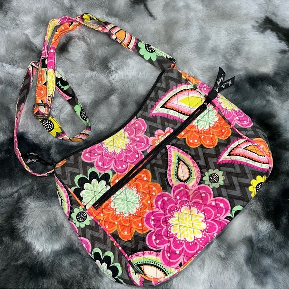 Vera Bradley Handbags - Vera Bradley bag